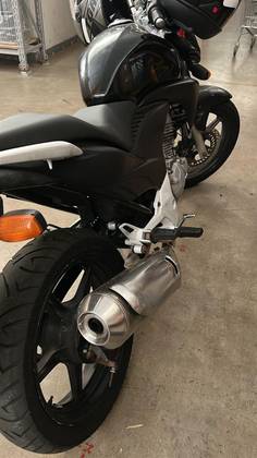 HONDA CB 300R 